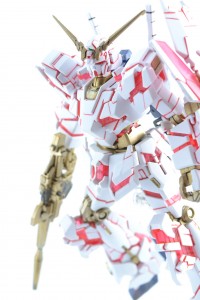 Gunpla: Gundam Unicorn Series Painted High Grade Unicorn Destroy Mode