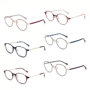 Read more about the article How to buy Sailor Moon Eternal x Jins Glasses 2021